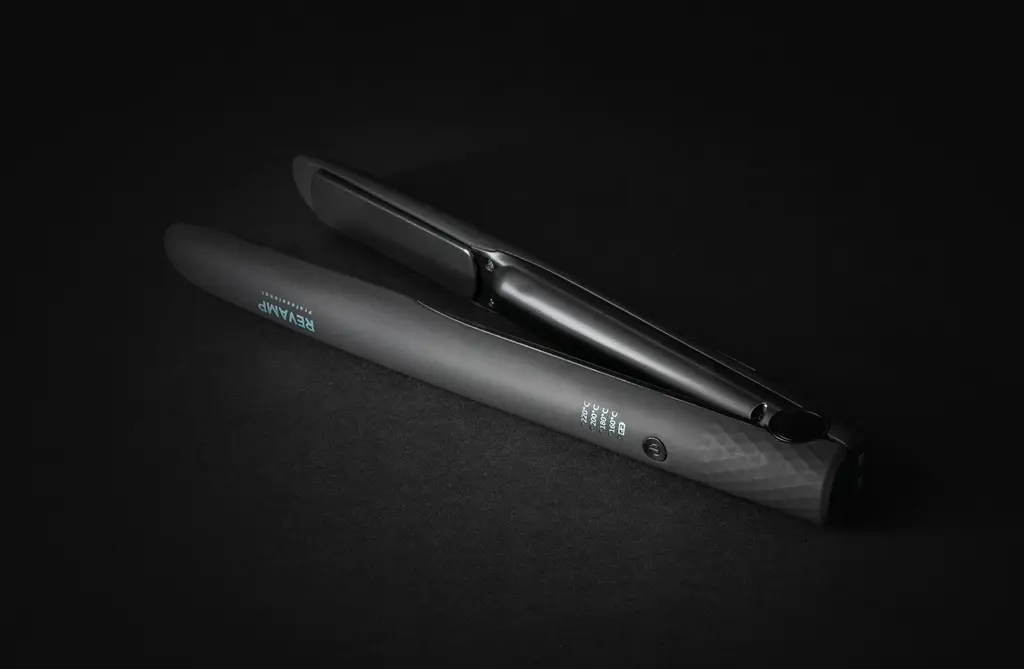 Revamp Progloss Leberate Cordless Straightener (4).webp